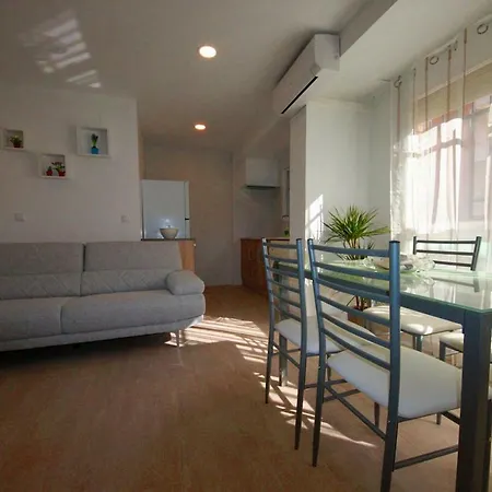 Ivam Esquife Apartment